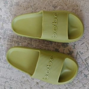 Bebe Cushion Slides